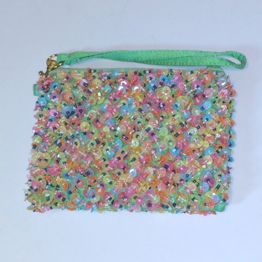 sea foam green pastel beaded wristlet